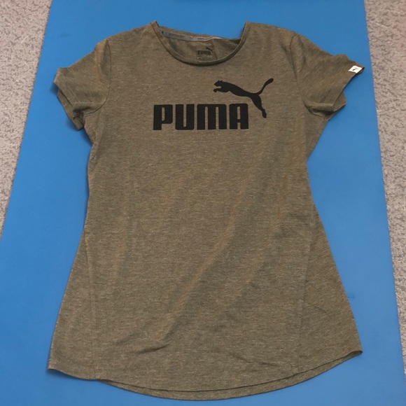 Puma T-Shirt - Picture 1 of 4